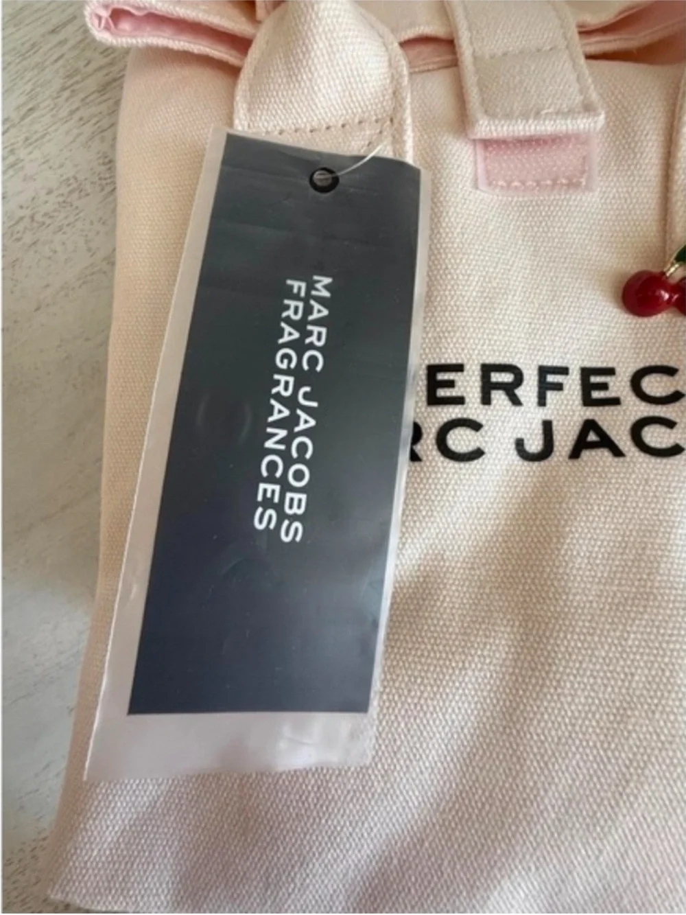 Marc Jacobs Perfect Lunch Bag NWT GWP